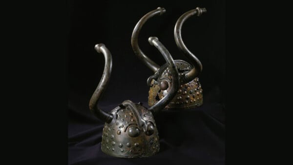 horns-helmets-veksø-denmark-religious-symbols-cremonies-pre-viking-age