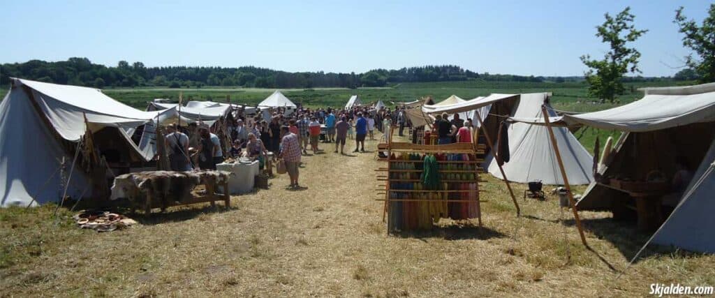 ravnsborg summer viking market