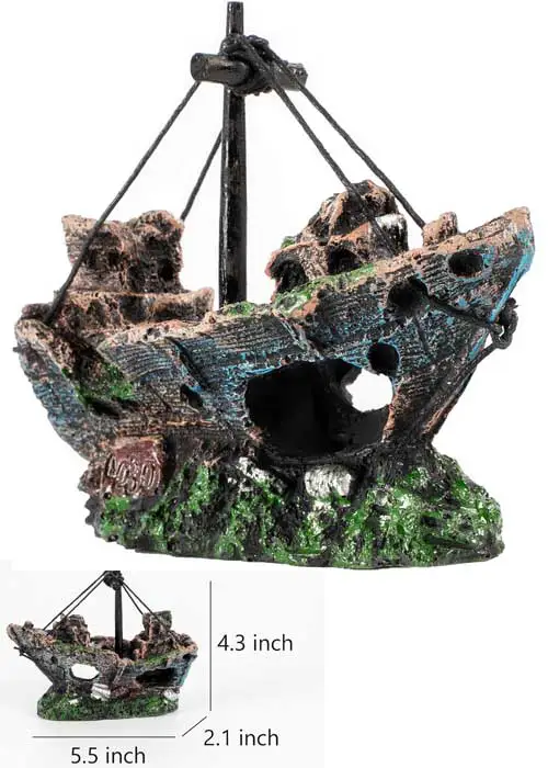 sunken-ship-decor-gifts-for-fish-tank-lovers